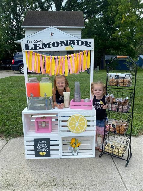 Pin by Courtney Vosilla on Kids stuff | Diy lemonade stand, Kids ...