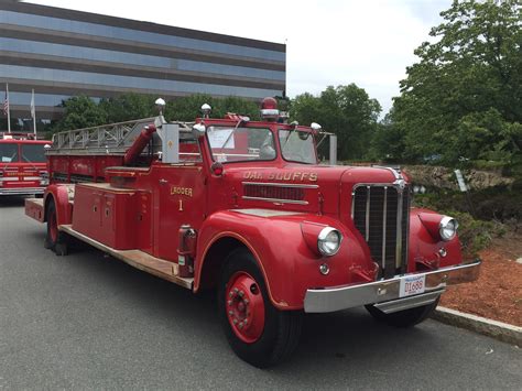 Mass antique fire truck show - Fire Apparatus - BigMackTrucks.com