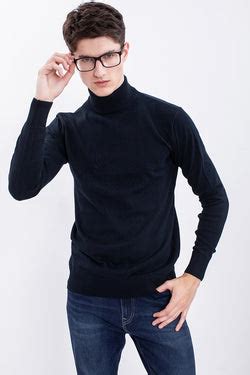 Maroon Solid Rib-Knit Turtle Neck Sweater - SNITCH