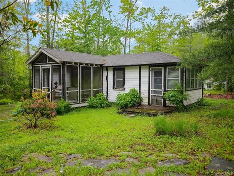 13 Sycamore Trail, Wurtsboro, NY 12790 | Homes.com