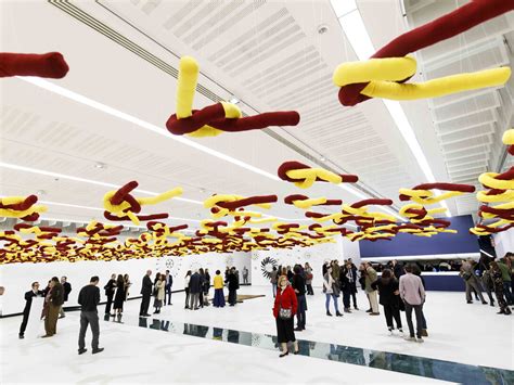 Paola Pivi. World record | Meer