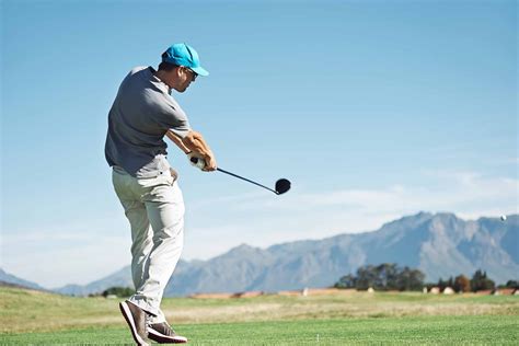 Breaking Down the Golf Swing Mechanics for a Consistent and Powerful ...