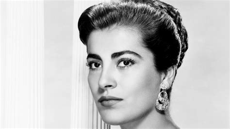 Irene Papas Actrice Irene Papas (96) Overleden | Parakalo