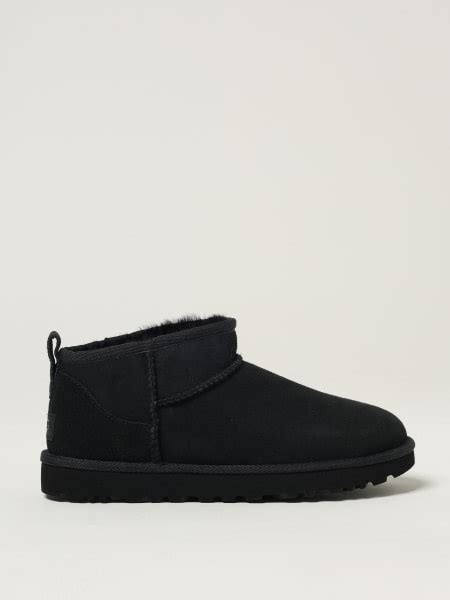 UGGs online at GIGLIO.COM