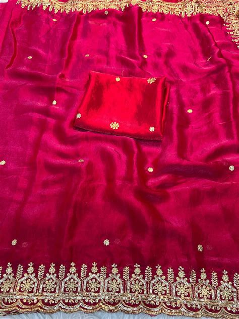 Soft Shiny Pixel Crushed Space Silk – Samukta sarees