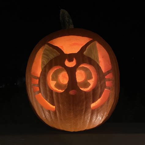 Cute Cat Pumpkin Carving