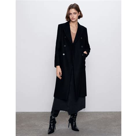 3 times Deepika Padukone made a case for monochromatic workwear | Vogue ...