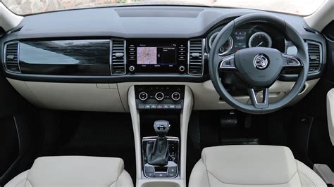 Skoda Kodiaq 2017 Diesel Std Interior Car Photos - Overdrive