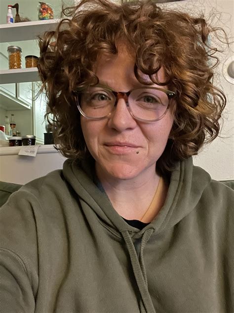 Some queer joy here - finally got a haircut I’m happy about from a ...