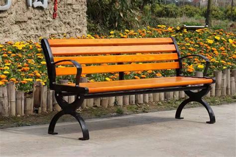 成都户外园林休闲椅公园椅子铸铁防腐木室外长椅凳子实木靠背座椅-阿里巴巴