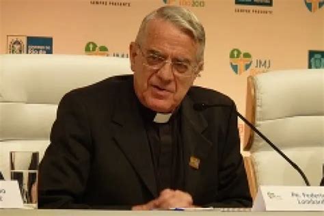 Vatican spokesman: Pope's energy strikes us all | Catholic News Agency