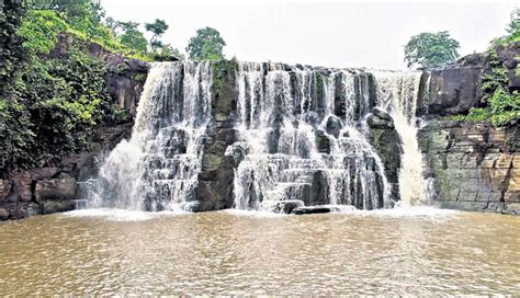 10 Breathtaking Waterfalls Near Hyderabad for a Refreshing Getaway ...