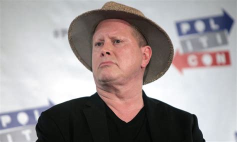 Famous Schizophrenic People | List of Celebrities with Schizophrenia