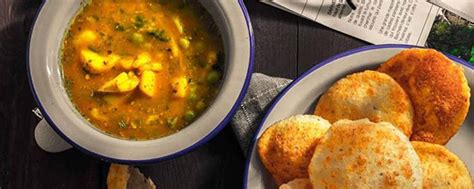 This Small Shack In Kolkata Is Famous For Selling Kochuris At 25 Paisa ...