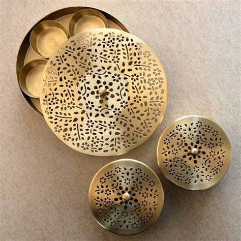 KITCHEN & ORGANISERS – Courtyard Retail Pvt. Ltd