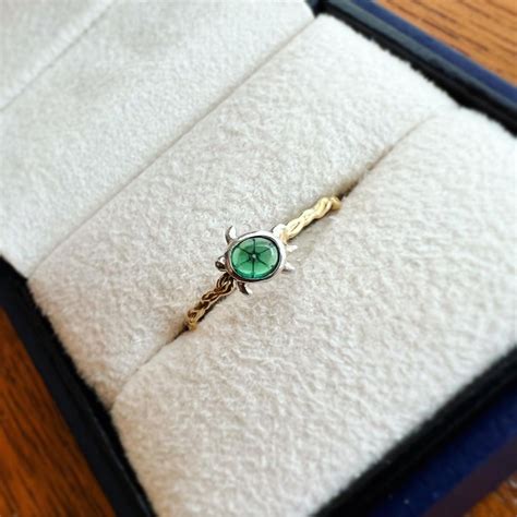 Trapiche Emerald K14 Ring | Pienikukka