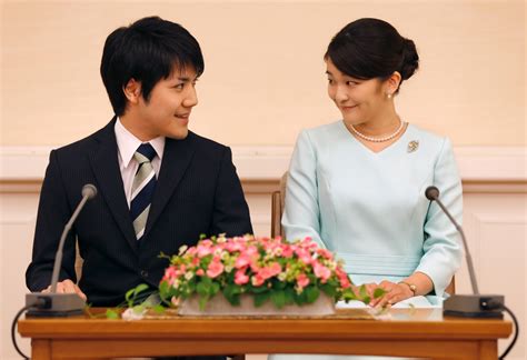 Japanese Princess Mako engaged to commoner: When is the wedding ...