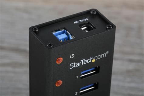 ST7300U3M StarTech.com | StarTech.com 7 Port USB 3.0 USB A Hub, AC ...