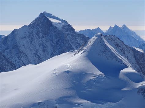 Vinson Massif, the tallest mountain in Antarctica | Vinson massif ...