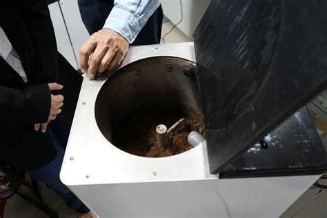 Kitchen Garbage Disposal 的图像结果