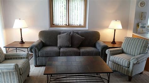 THE HILLTOP INN (Fish Creek) - Hotel Reviews & Photos - Tripadvisor