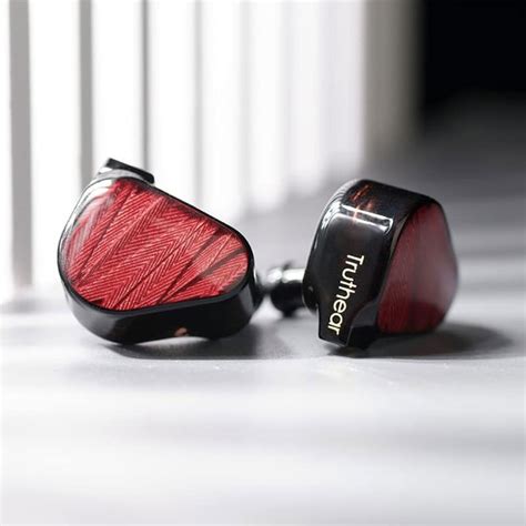Truthear x Crinacle ZERO:RED Dual Dynamic Driver In-Ear Monitor