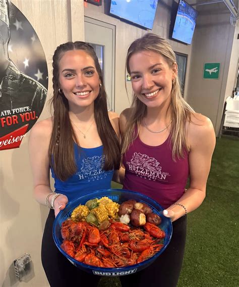 Holleman Tavern (@hollemantavern) • Instagram photos and videos