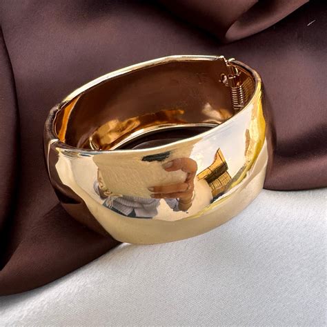 TFC Size 2.6 Classic Bold Gold Plated Bracelet Bangle
