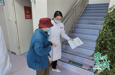 我院欢送二名医生援藏-惠东县人民医院
