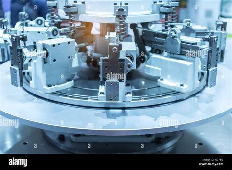 Robot Work 的图像结果