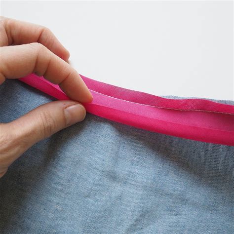 The Ultimate Guide to Bias Binding - Guthrie & Ghani | Sewing binding ...