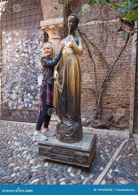 Statues Of Romeo And Juliet In Verona at Mandy Raymond blog