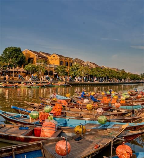 Iconic Holidays provides comprehensive Vietnam and Australia travel ...