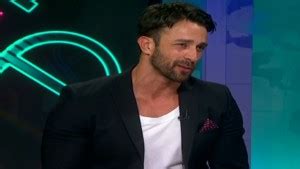 En forma con Lorenzo Orozco - CNN Video