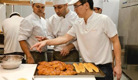 Enjoy Flossed Buns & Japan Light Cheesecake At BreadTalk India ...