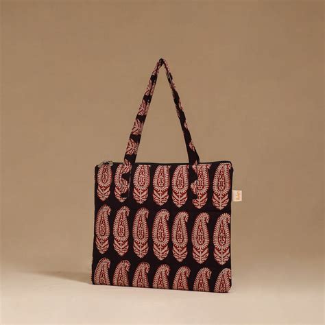 Black Handcrafted Quilted Handbag
