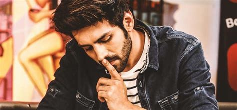 The Best Striped T shirts For Men To Add To Your Closets