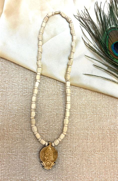 Chandan Tulsi Mala with Radhe Krishna Pendant For Men & Women – Devastram