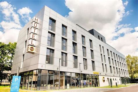 APARTHOTEL AM AUTOHOF (Stuttgart) - Hotel Reviews, Photos, Rate ...