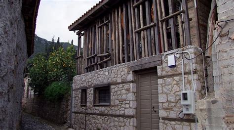 OMOPLINTHOS (Amfissa) - Villa Reviews & Photos - Tripadvisor