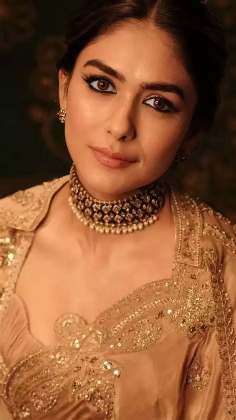 Reema Sen's rare family picture with husband and son goes viral on the ...