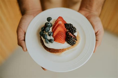 Do You Refrigerate Fruit Cake - Fruits Knowledge World
