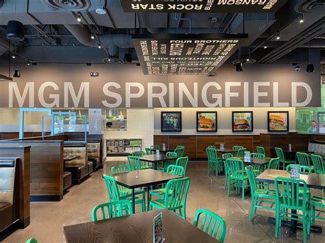 New Wahlburgers location at MGM Springfield has family table filled ...