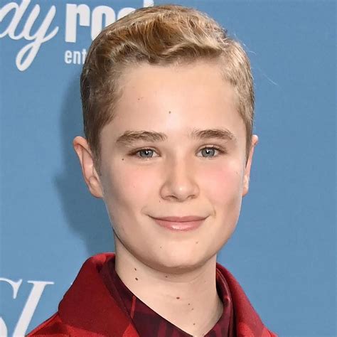 Watch Ginny & Georgia - Season 3 • Episode 10 - Monsters Full Episode ...