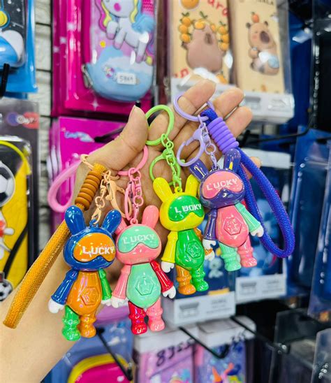 Bear-Themed Cartoon Keychain – Gift Ocean
