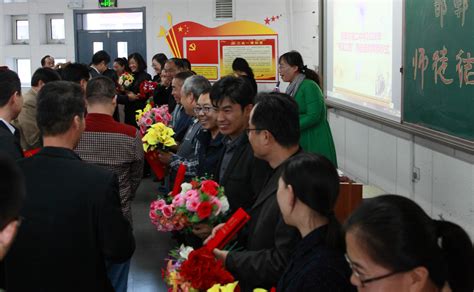 邯郸市二中“青蓝工程”师徒结对仪式成功举行-邯郸市第二中学