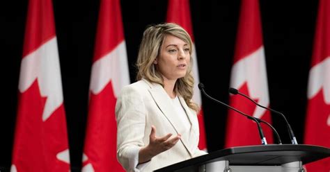 La ministre Joly promet une réorganisation de la diplomatie canadienne