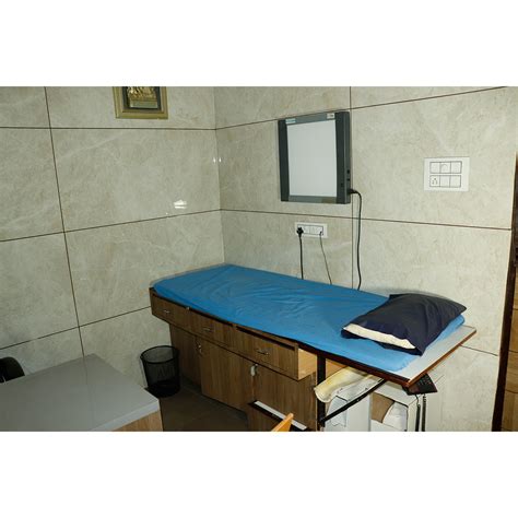 Dr. Vinod Gautam - Chipper Price For Spine Operation Doctor, Spine ...