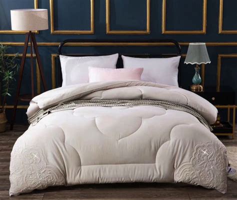 DIAMOND COMFORTER 200-GSM MicroFiber Filling (Milk Brown) – Solitaire ...