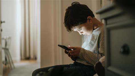 HT13. Girl was hospitalized for trying a…See more – C M C N E W S 8 8